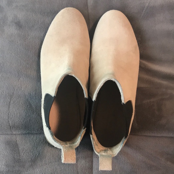 Desert sand Chelsea boot - Picture 2 of 3